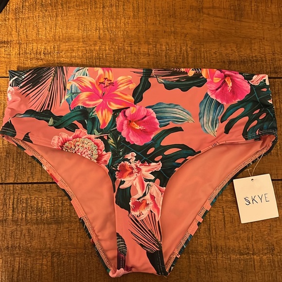 NWT Skye Swimwear womens Alessia Hi Waist Ruched Bikini Bottom Swimsuit - Picture 1 of 9